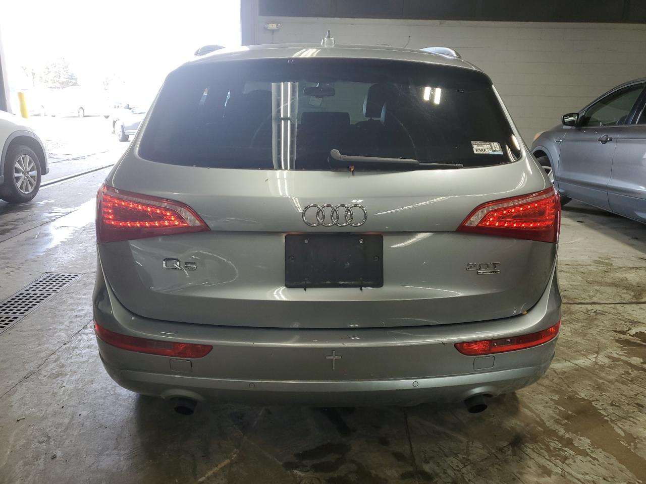 2011 Audi Q5 Premium Plus VIN: WA1LFAFP7BA065585 Lot: 81258495