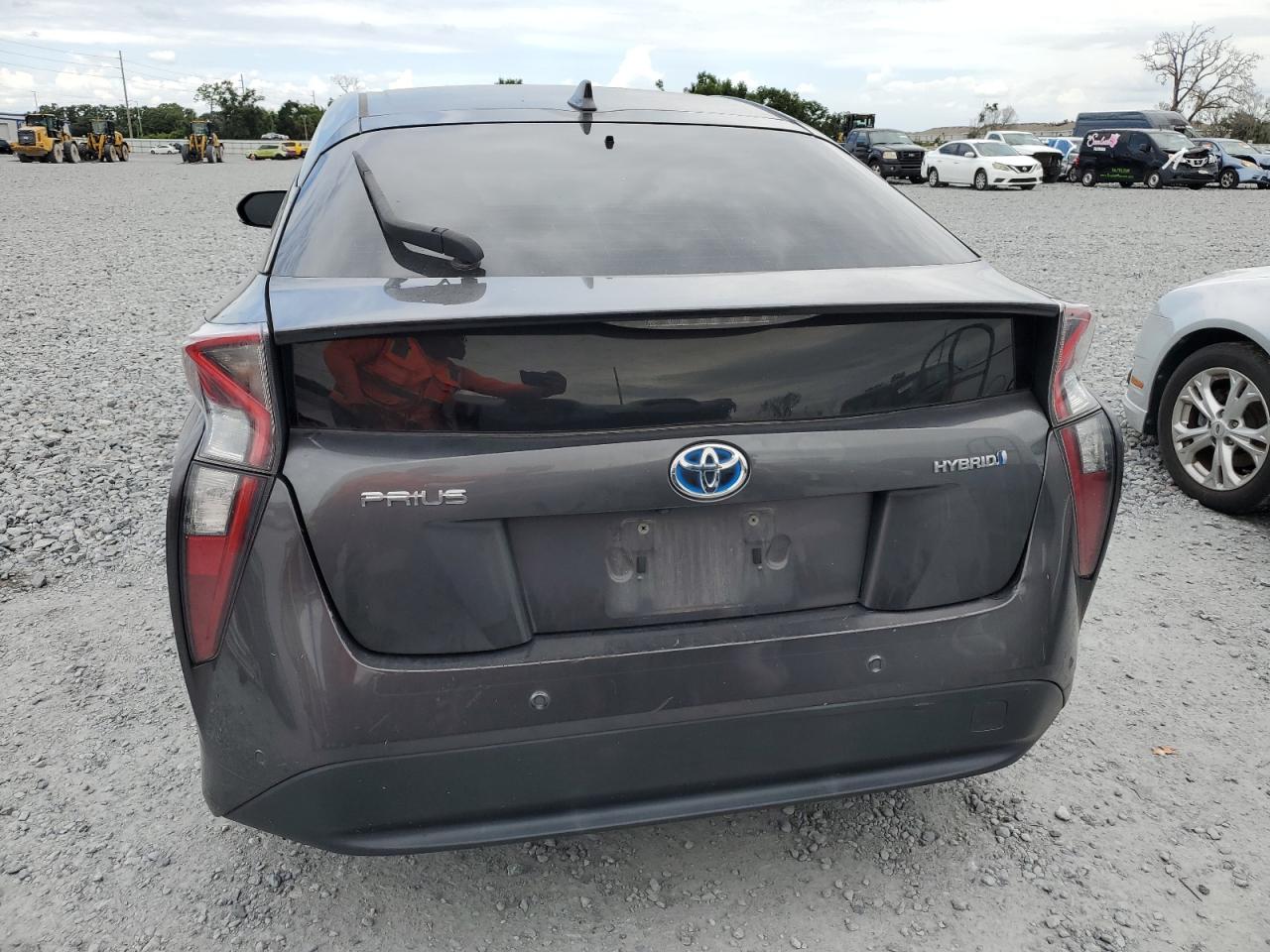 2018 Toyota Prius VIN: JTDKBRFU2J3601007 Lot: 71639455