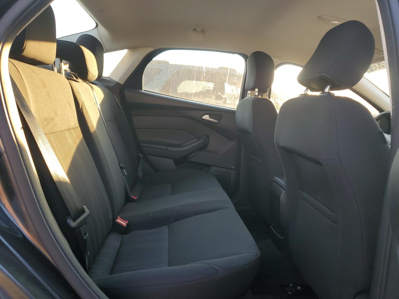 2017 Ford Focus Se VIN: 1FADP3F24HL315701 Lot: 80528365