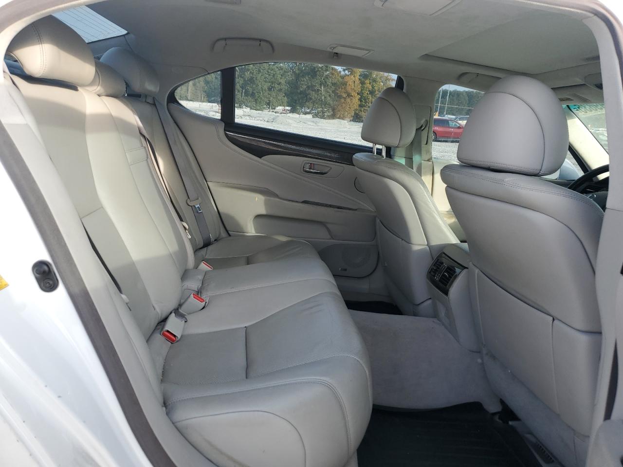 2010 Lexus Ls 460L VIN: JTHGL5EF1A5040610 Lot: 81599835