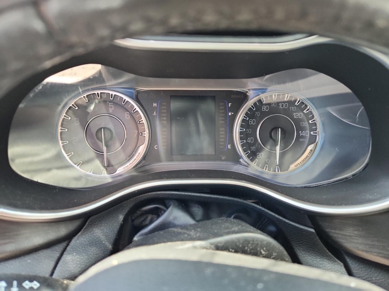 2017 Chrysler 200 Limited VIN: 1C3CCCAB2HN504400 Lot: 71062185