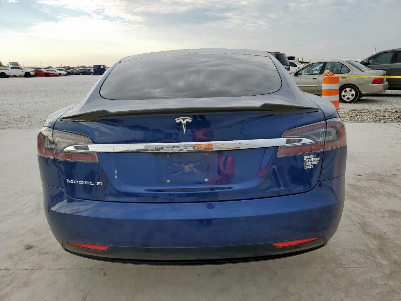 2017 Tesla Model S VIN: 5YJSA1E27HF230279 Lot: 84699285