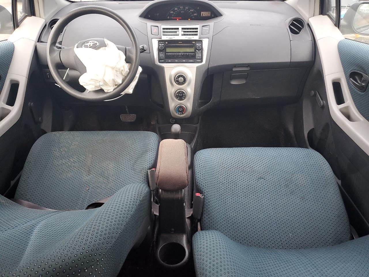 2008 Toyota Yaris VIN: JTDJT923985169469 Lot: 80679195