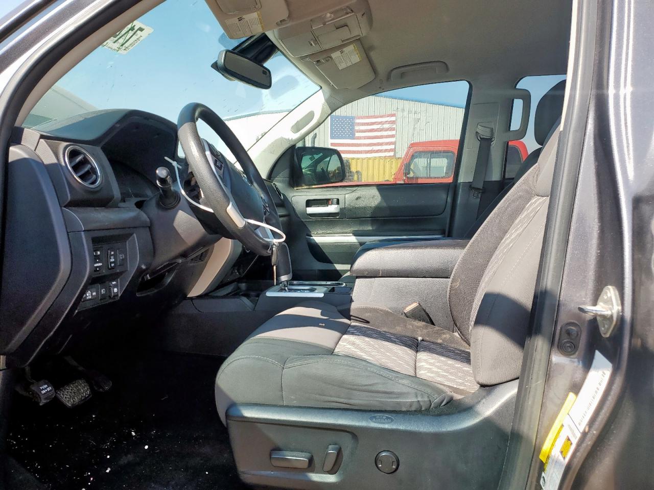 2018 Toyota Tundra Crewmax Sr5 VIN: 5TFEY5F17JX230557 Lot: 71462775