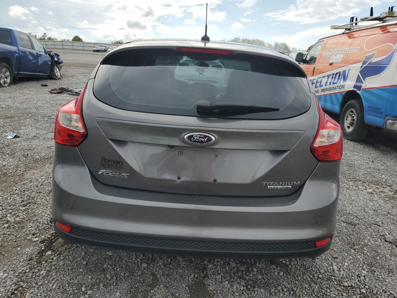 2013 Ford Focus Titanium VIN: 1FADP3N28DL295240 Lot: 81621915