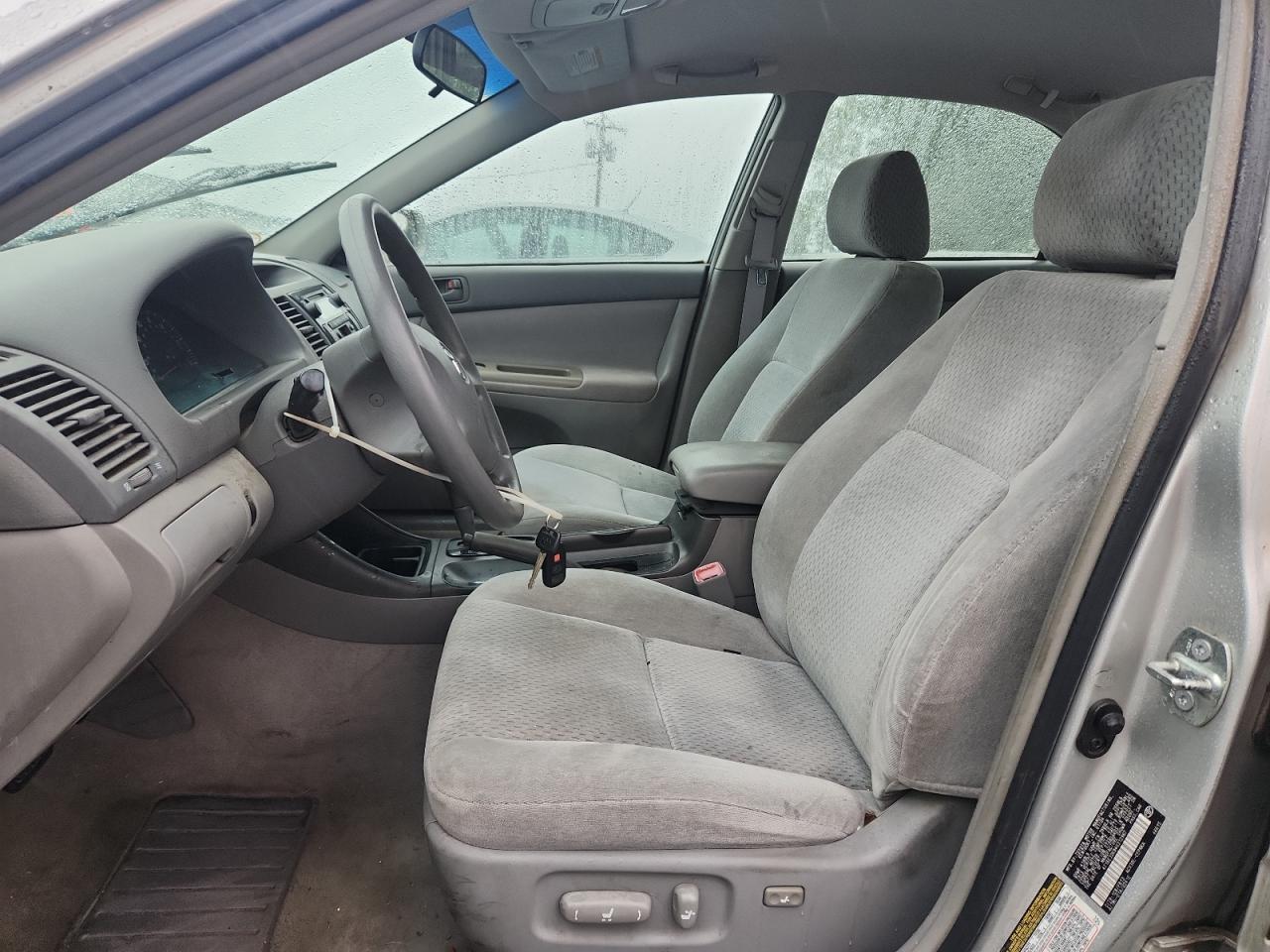 2004 Toyota Camry Le VIN: 4T1BE32K94U312967 Lot: 84721985