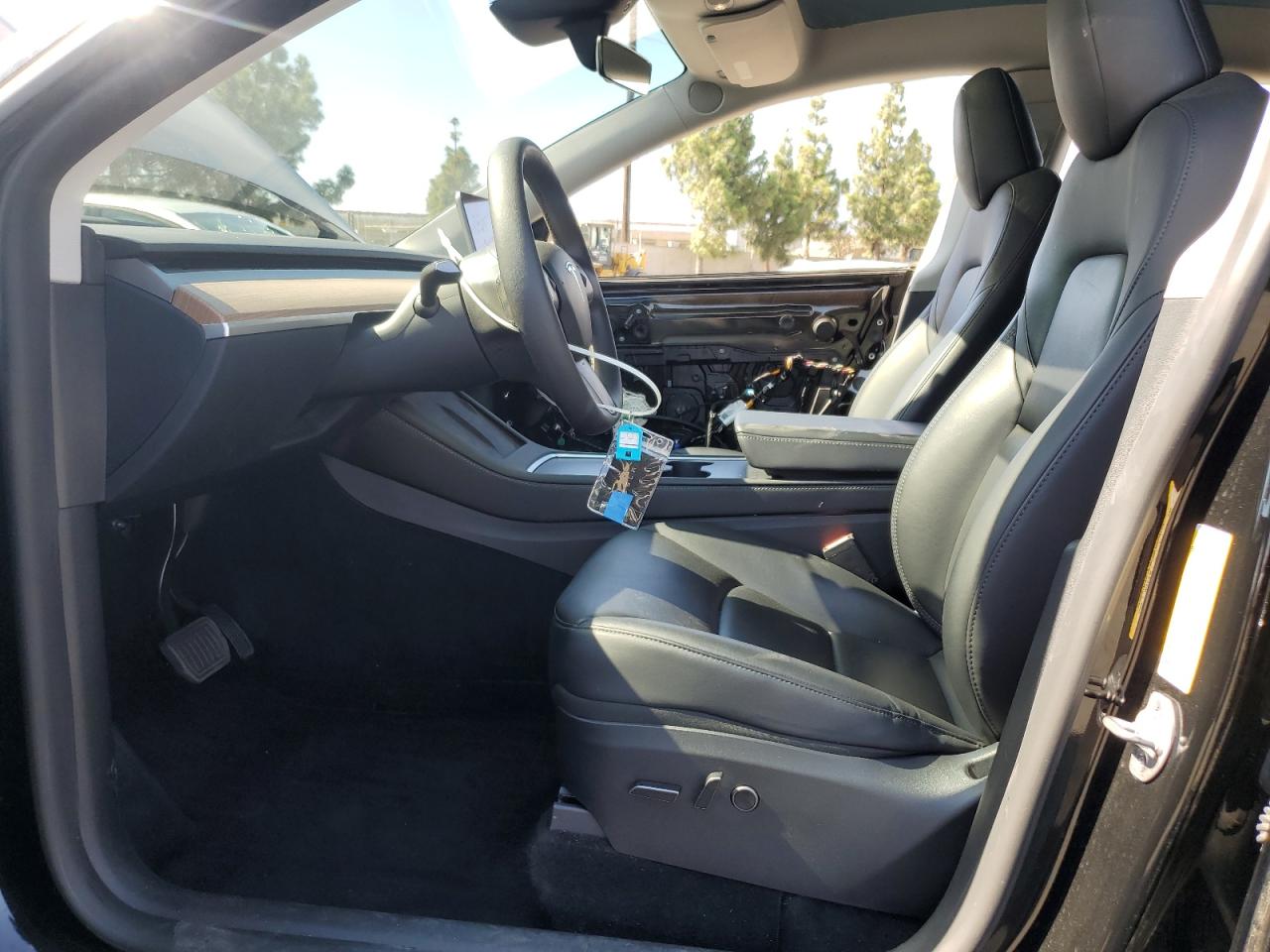 2023 Tesla Model Y VIN: 7SAYGDEE4PF907889 Lot: 83761445