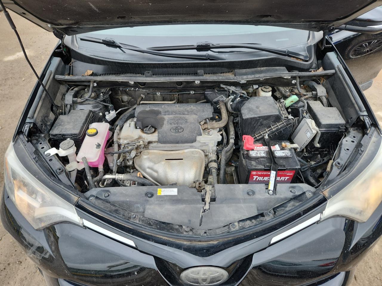 2017 Toyota Rav4 Xle VIN: 2T3RFREV9HW690112 Lot: 81689575