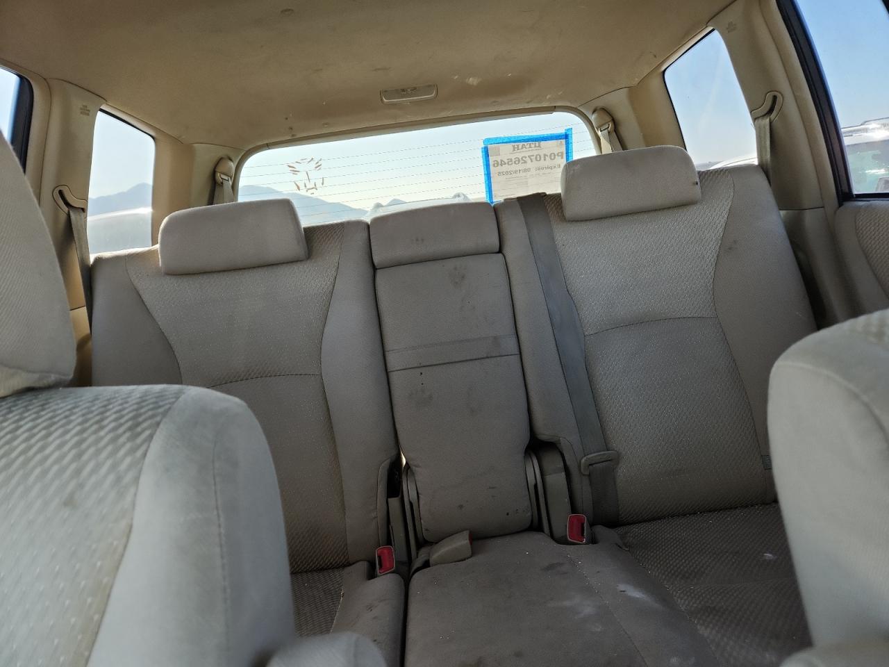 2004 Toyota Highlander Base VIN: JTEDP21A540006135 Lot: 81263725