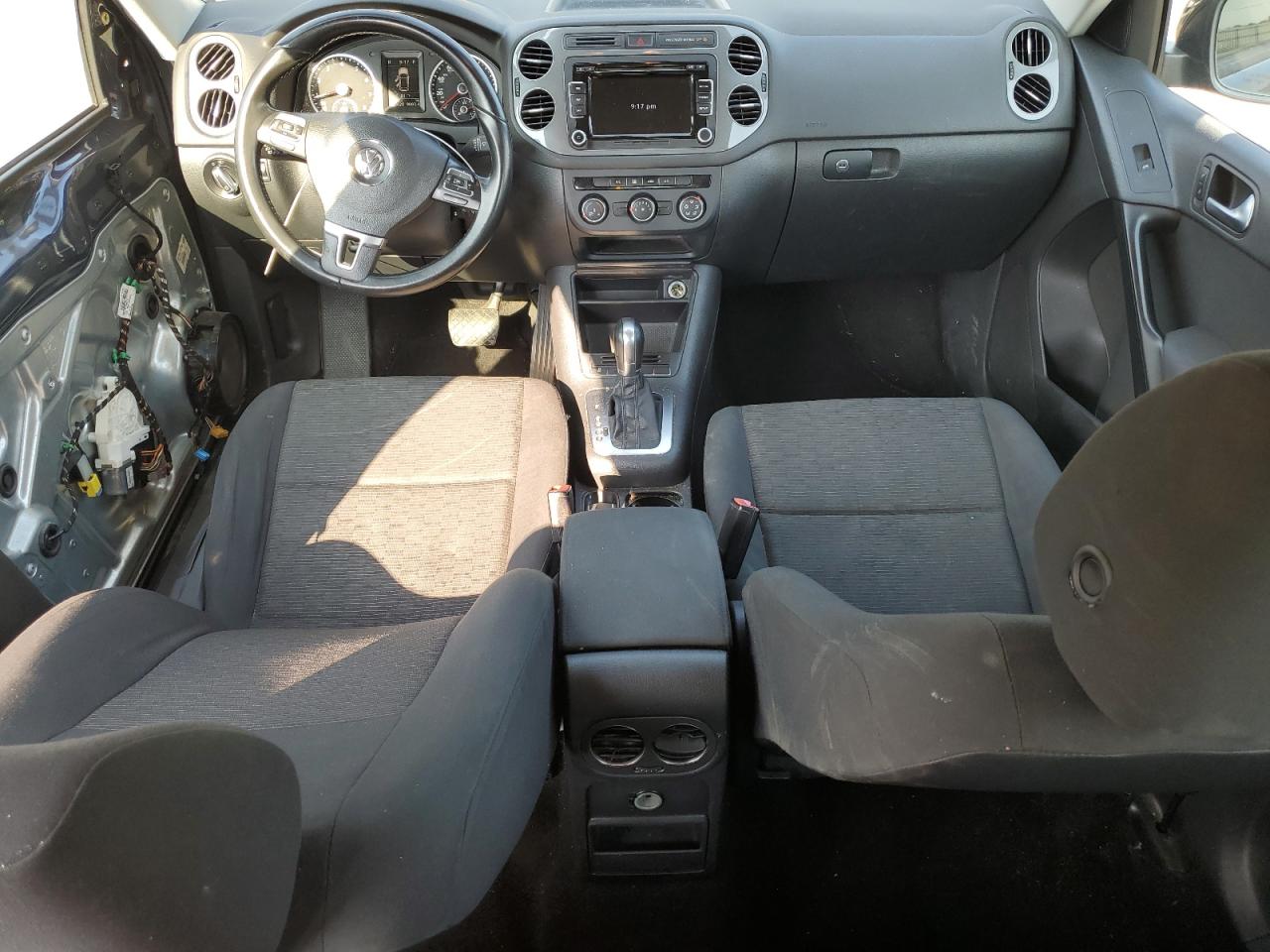 2015 Volkswagen Tiguan S VIN: WVGAV7AX3FW599813 Lot: 81633345