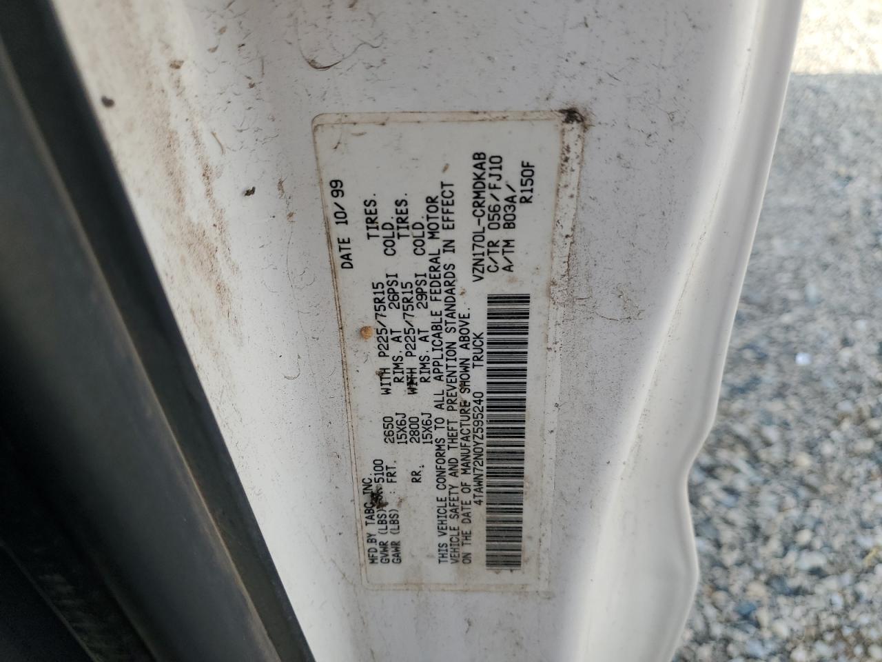 2000 Toyota Tacoma Xtracab VIN: 4TAWN72N0YZ595240 Lot: 72080405