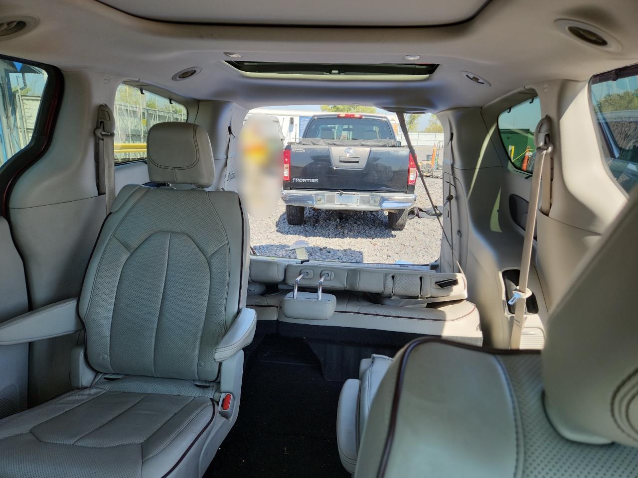 2017 Chrysler Pacifica Limited VIN: 2C4RC1GG3HR665600 Lot: 84564125