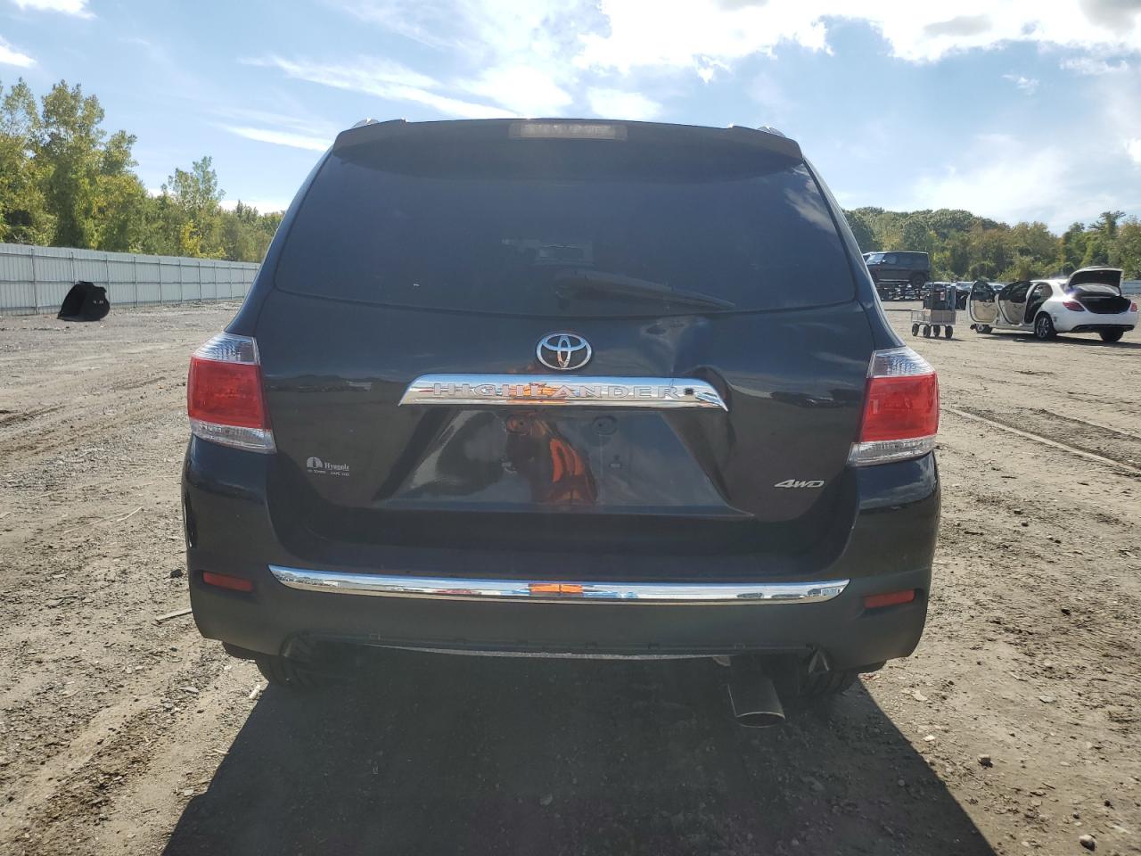 2012 Toyota Highlander Base VIN: 5TDBK3EH5CS113155 Lot: 84223695