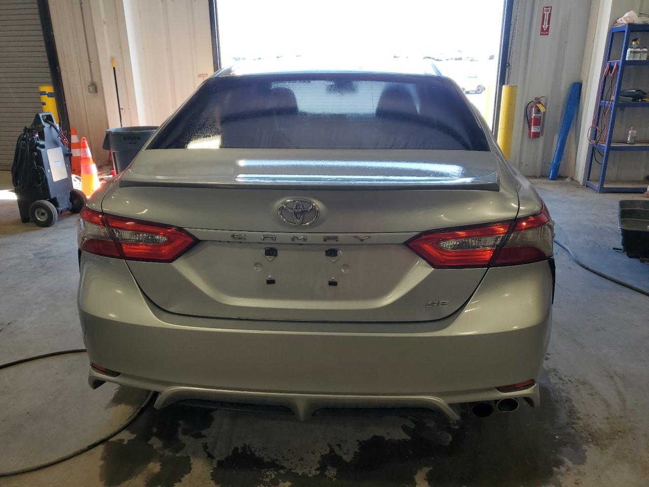 2018 Toyota Camry L VIN: JTNB11HK5J3031905 Lot: 71994495