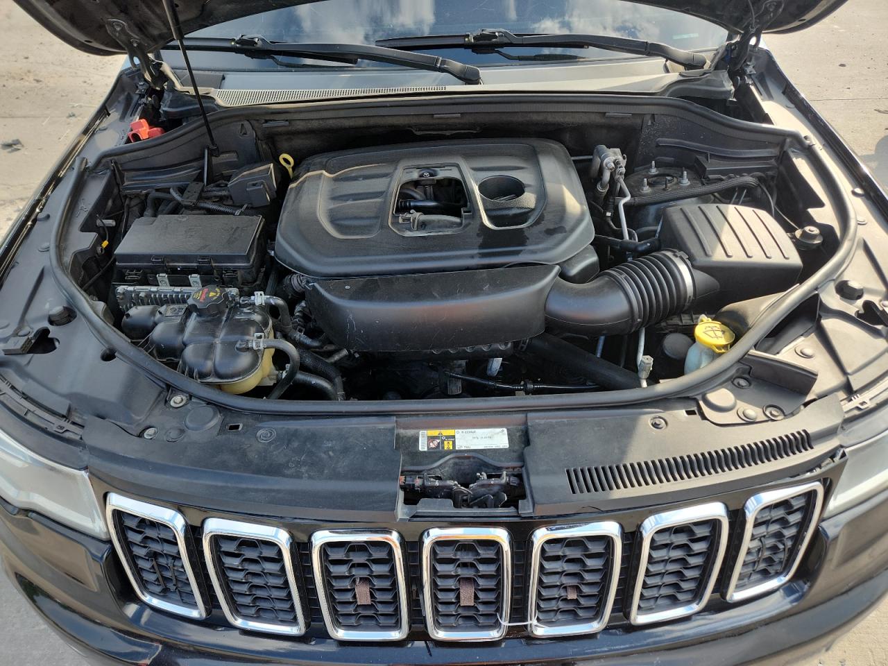 2017 Jeep Grand Cherokee Laredo VIN: 1C4RJEAG4HC838233 Lot: 71430255