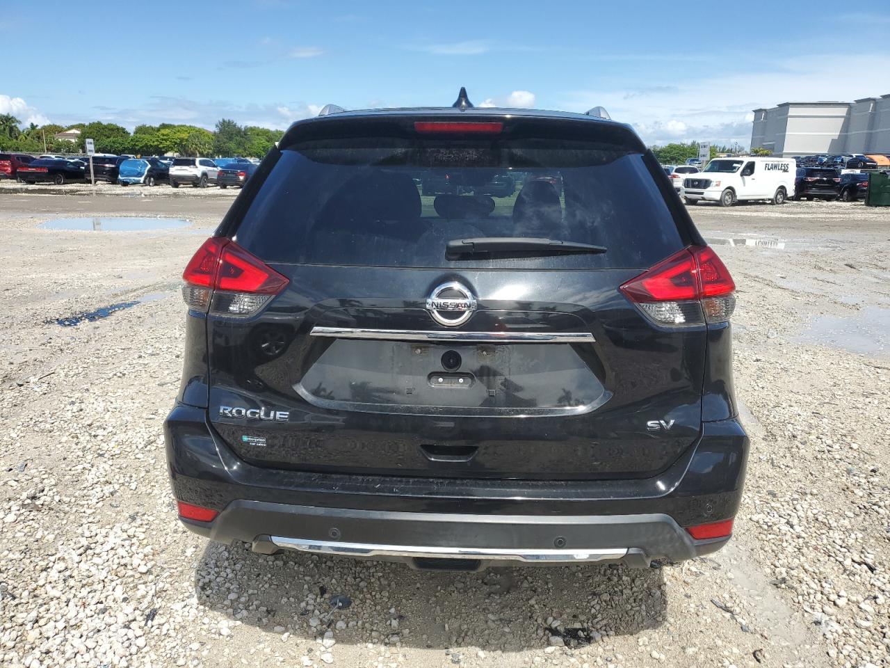 2020 Nissan Rogue S VIN: KNMAT2MT3LP500077 Lot: 83860045