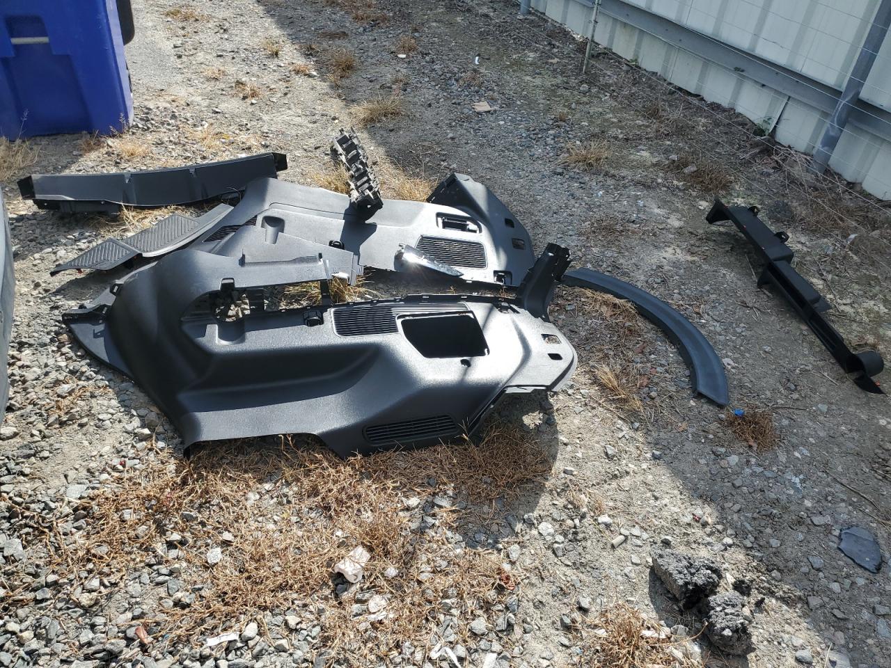 2022 Ford Explorer Xlt VIN: 1FMSK7DH7NGA16945 Lot: 84013195