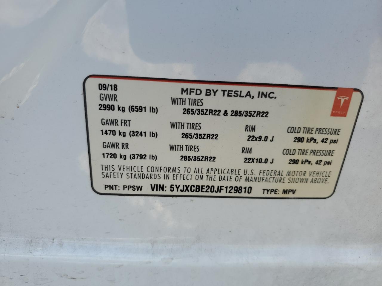 2018 Tesla Model X VIN: 5YJXCBE20JF129810 Lot: 84007445