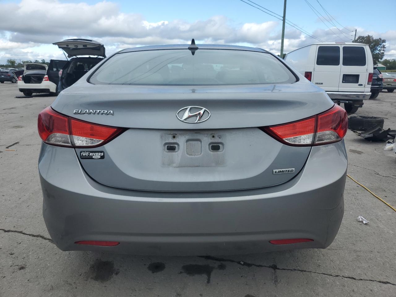 2013 Hyundai Elantra Gls VIN: KMHDH4AE3DU589129 Lot: 81834295