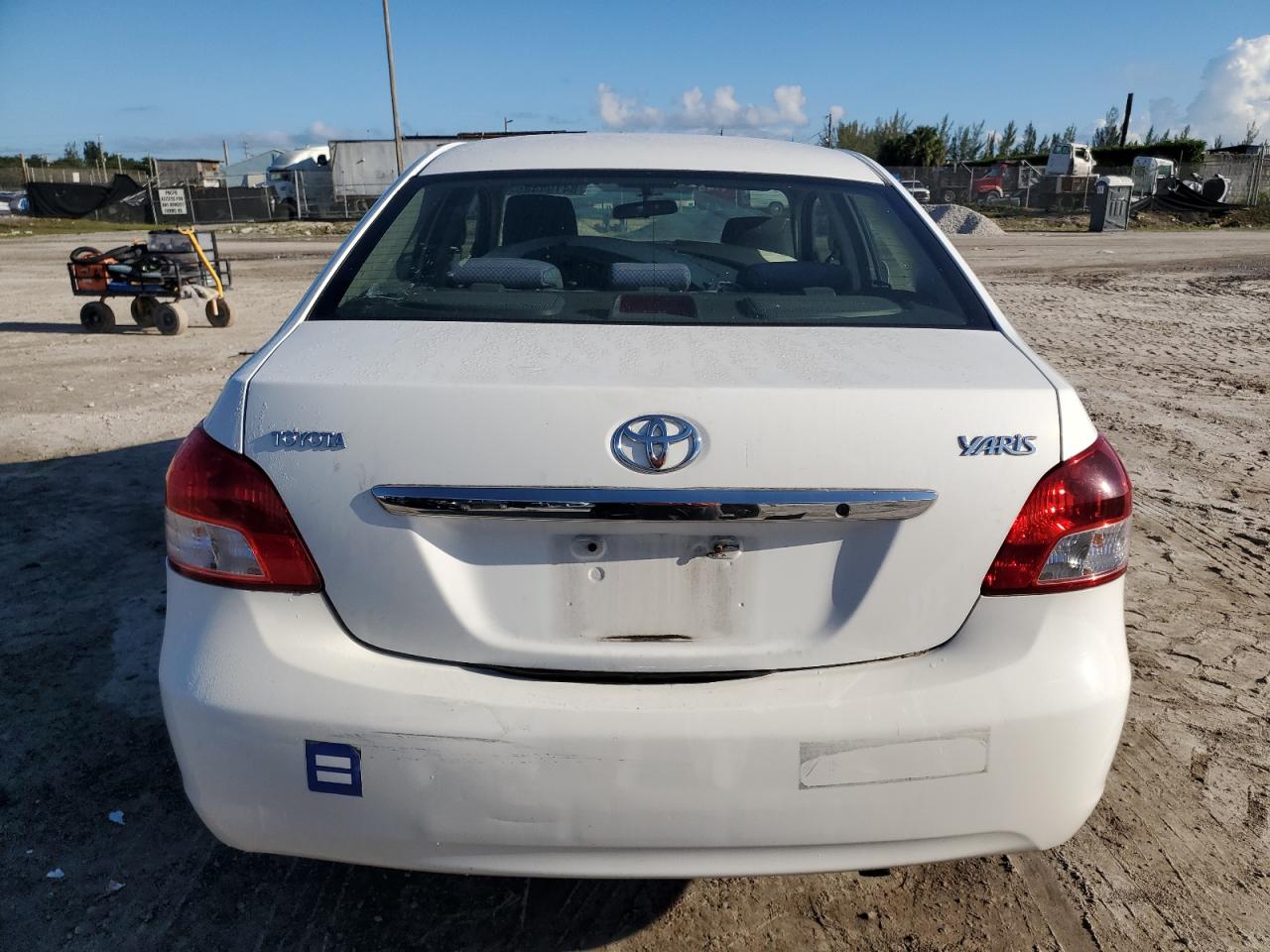 2008 Toyota Yaris VIN: JTDBT923781261496 Lot: 84194445