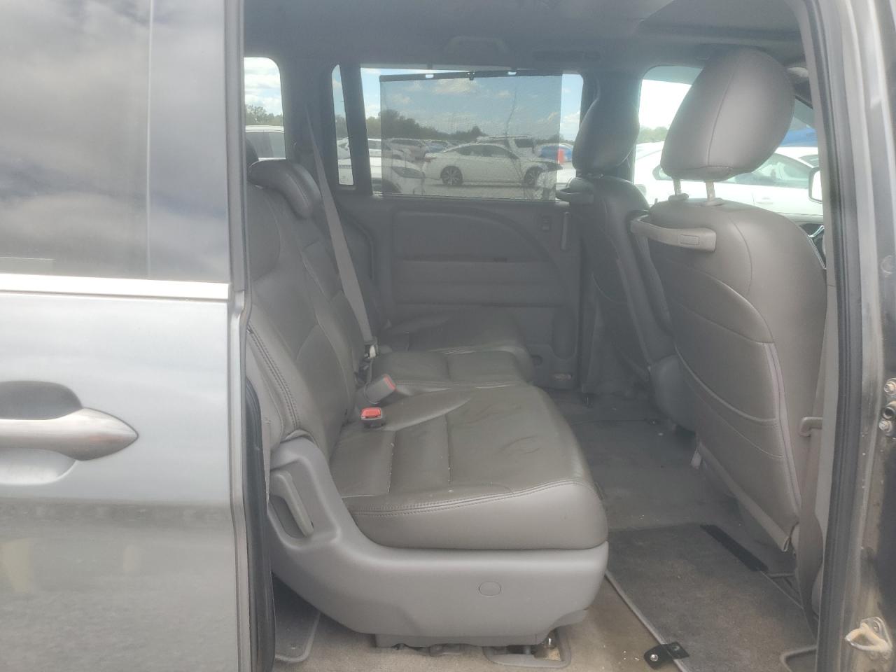 2010 Honda Odyssey Touring VIN: 5FNRL3H9XAB072586 Lot: 83947865