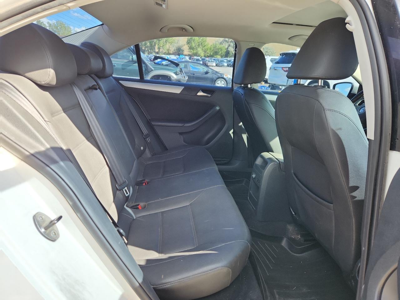 2011 Volkswagen Jetta Tdi VIN: 3VWLL7AJ8BM047472 Lot: 80114635