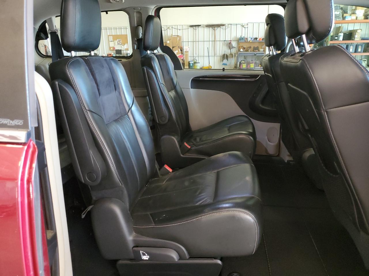 2012 Chrysler Town & Country Limited VIN: 2C4RC1GGXCR223535 Lot: 81769625