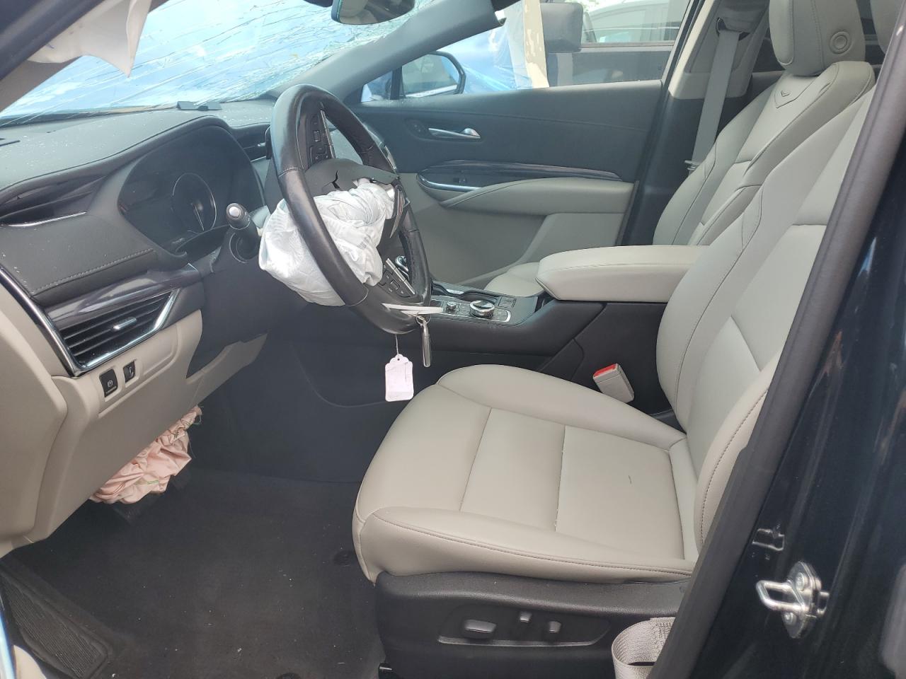 2023 Cadillac Xt4 Luxury VIN: 1GYFZBR4XPF221365 Lot: 80289495