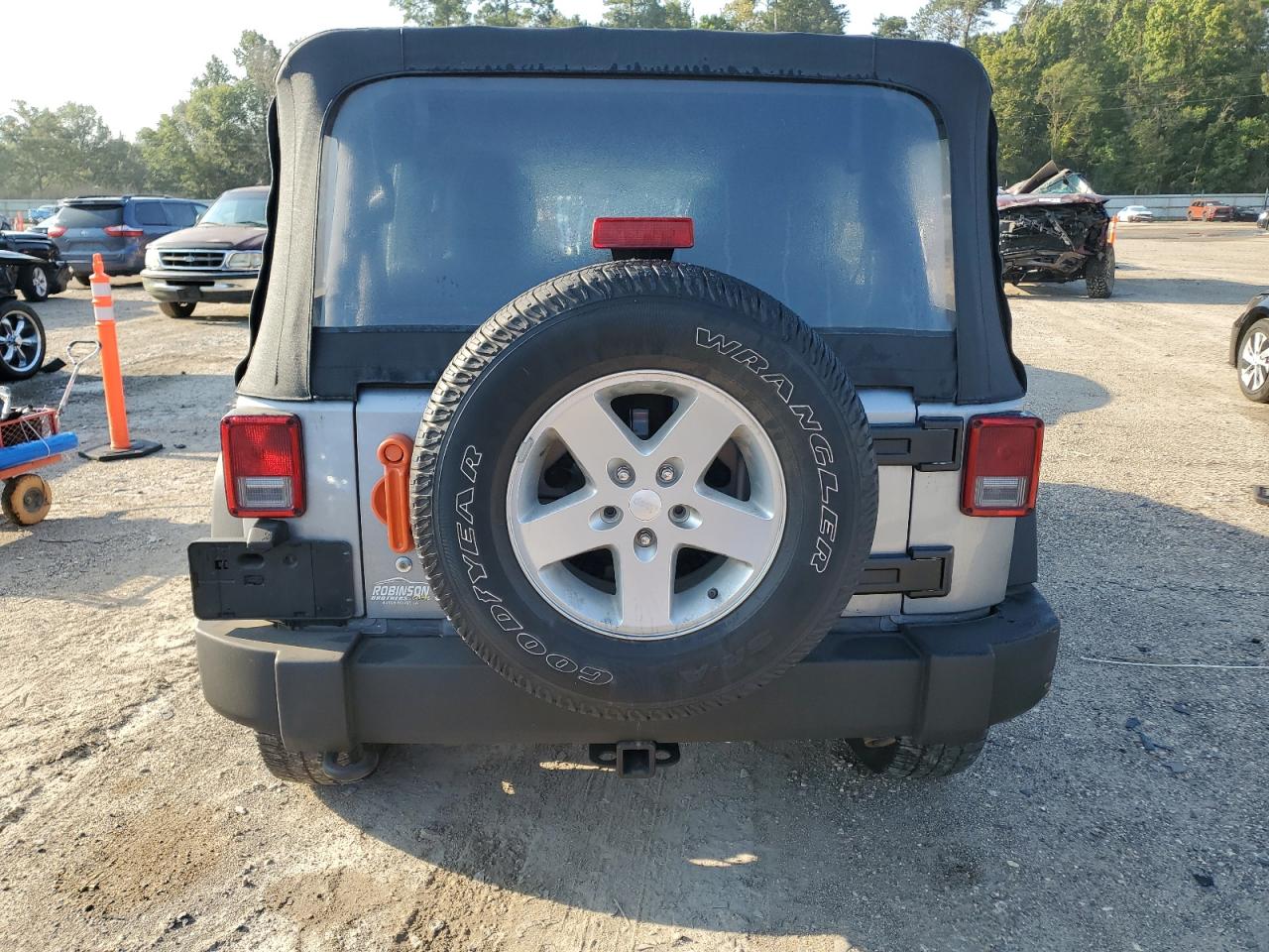 2018 Jeep Wrangler Unlimited Sport VIN: 1C4BJWDG6JL869606 Lot: 71824045