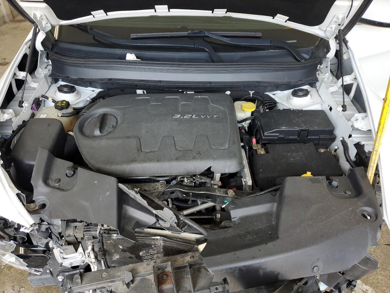 2014 Jeep Cherokee Limited VIN: 1C4PJLDSXEW103780 Lot: 71517805