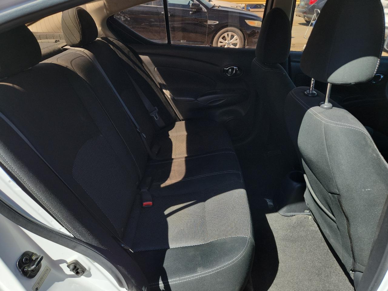 2017 Nissan Versa S VIN: 3N1CN7AP2HK421194 Lot: 72077345