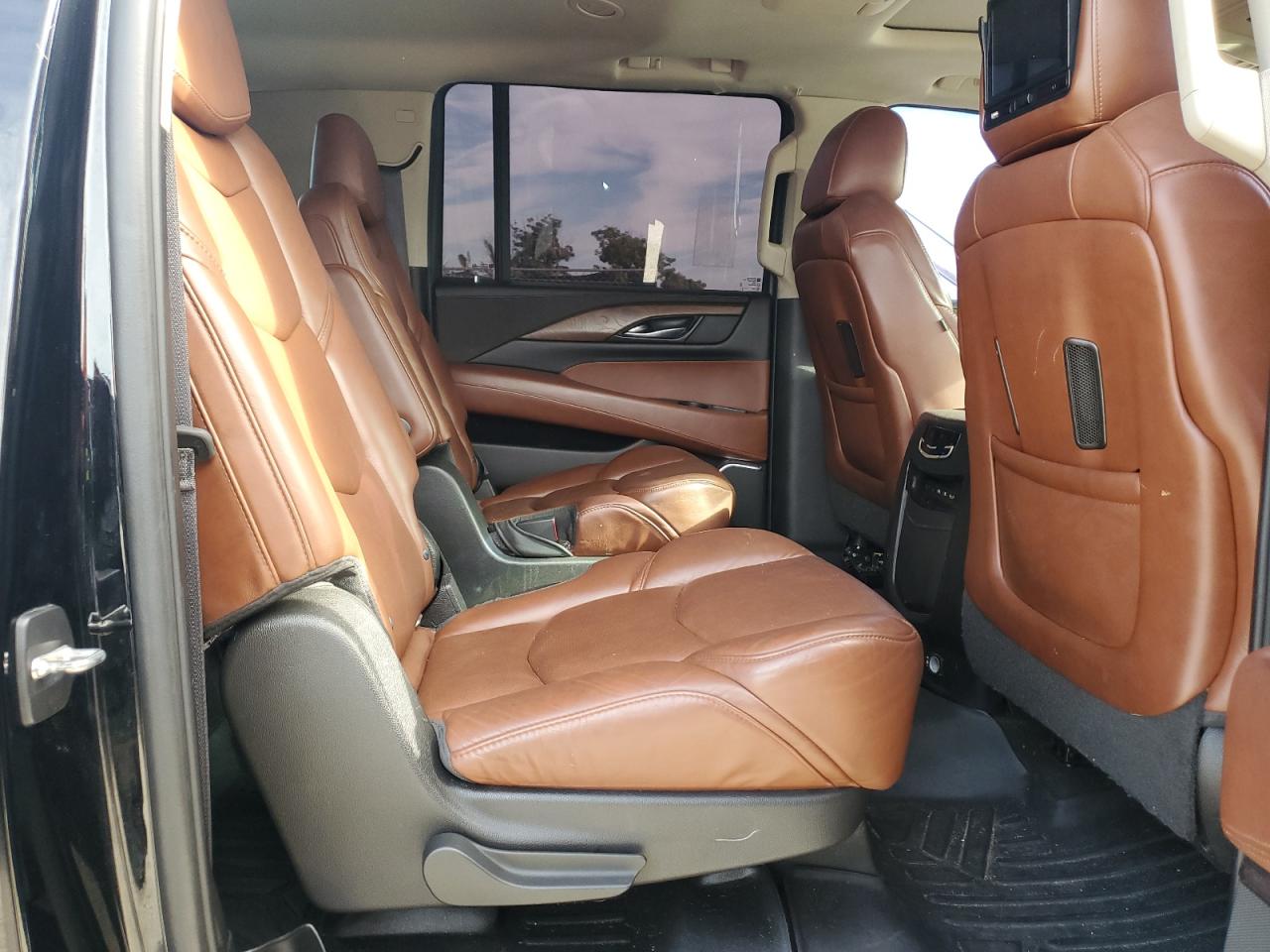 2018 Cadillac Escalade Esv Luxury VIN: 1GYS4HKJ4JR263178 Lot: 80129615