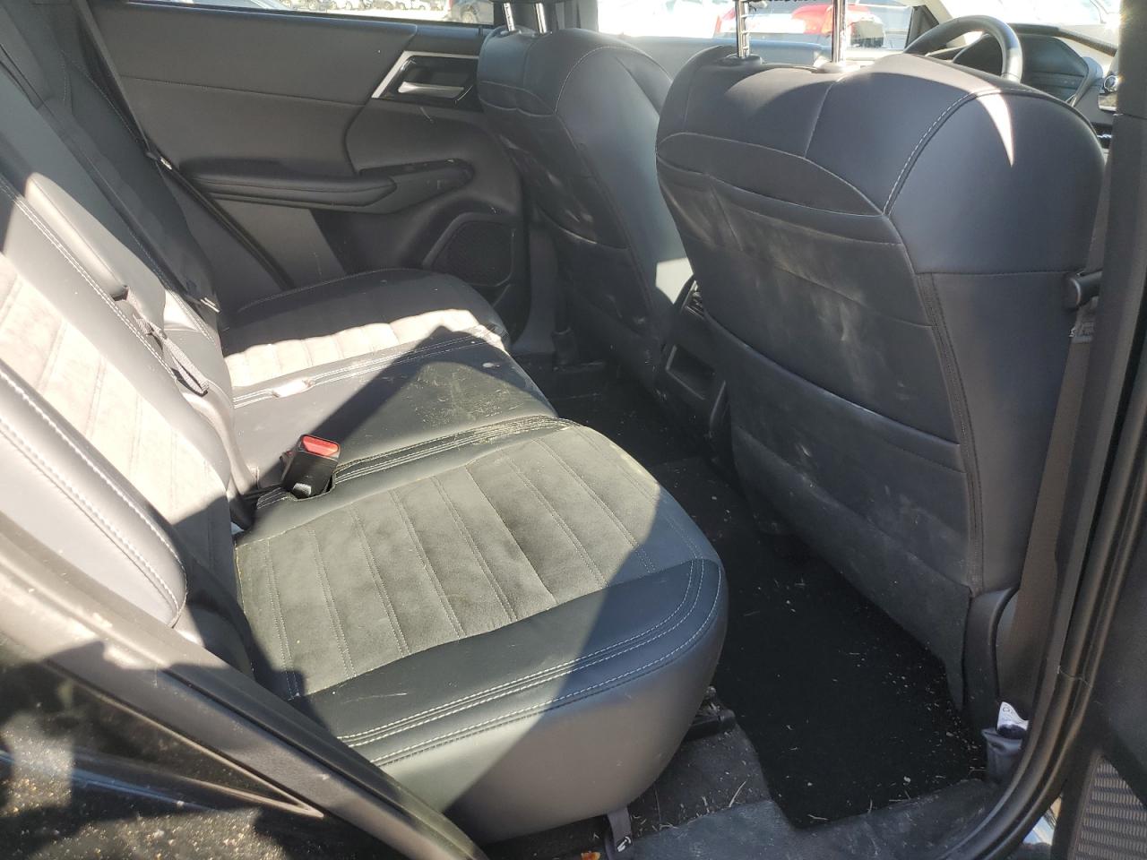 2024 Mitsubishi Outlander Se VIN: JA4J4VA8XRZ086141 Lot: 83765255