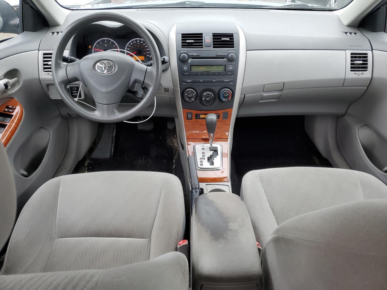 2010 Toyota Corolla Base VIN: 2T1BU4EE1AC460574 Lot: 82104495