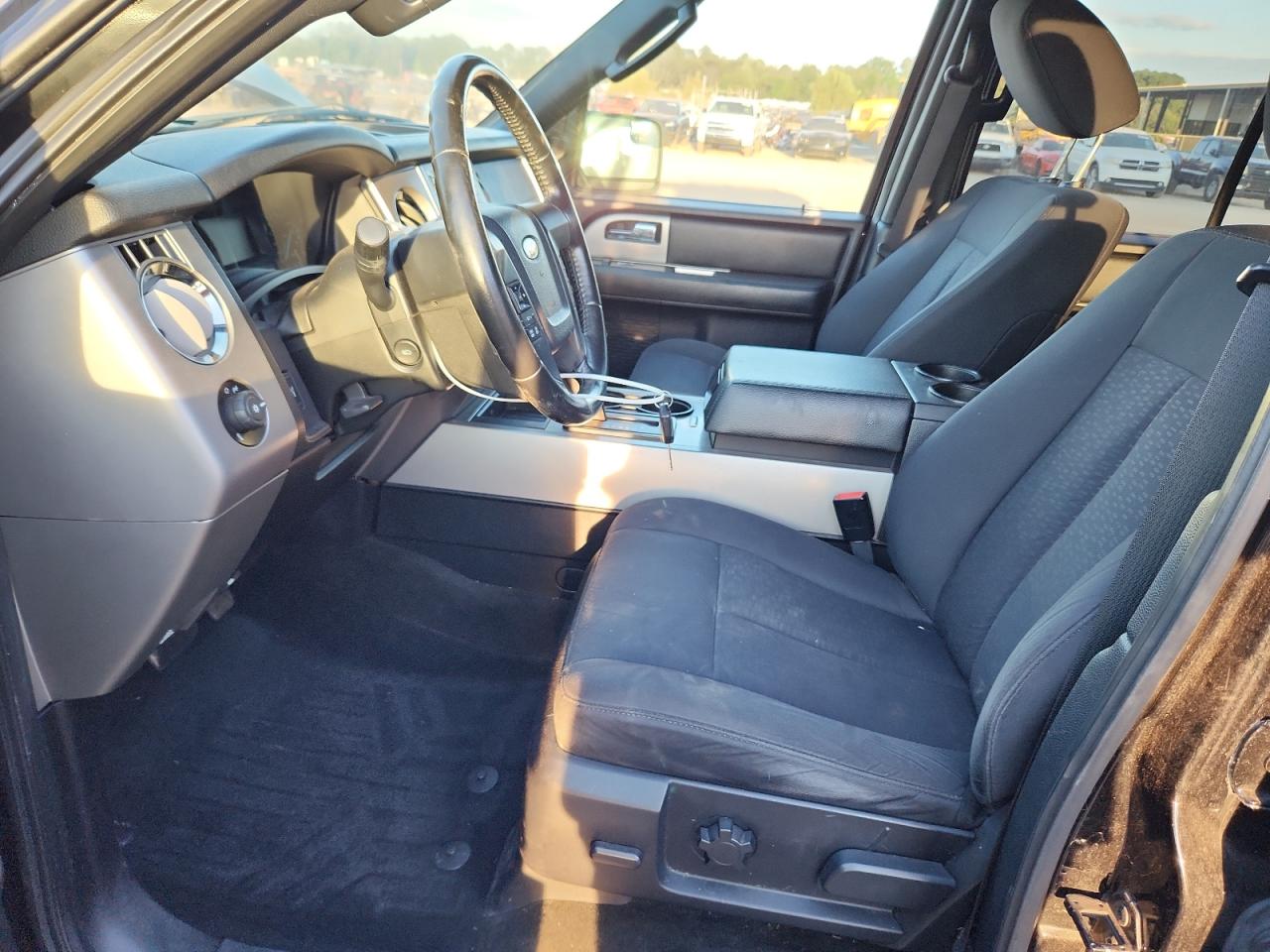 2017 Ford Expedition El Xlt VIN: 1FMJK1JTXHEA01177 Lot: 84793855