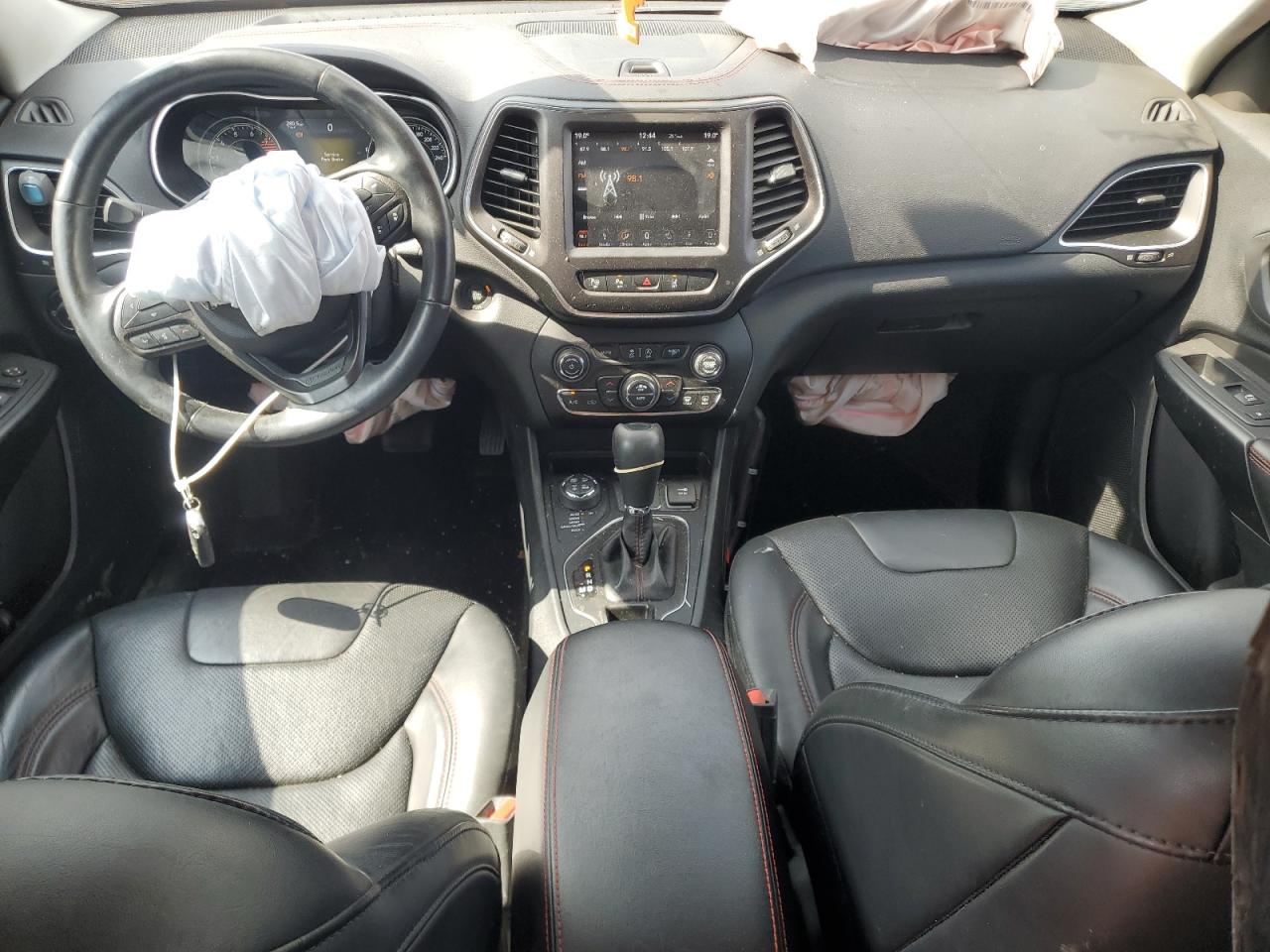 2019 Jeep Cherokee Trailhawk VIN: 1C4PJMBX3KD112901 Lot: 80987175