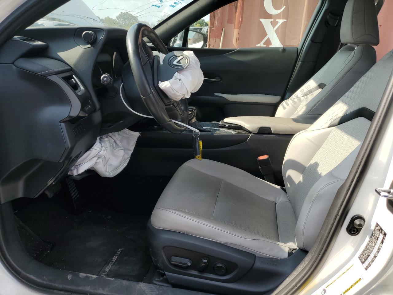 2019 Lexus Ux 200 VIN: JTHY3JBH6K2019953 Lot: 71482445