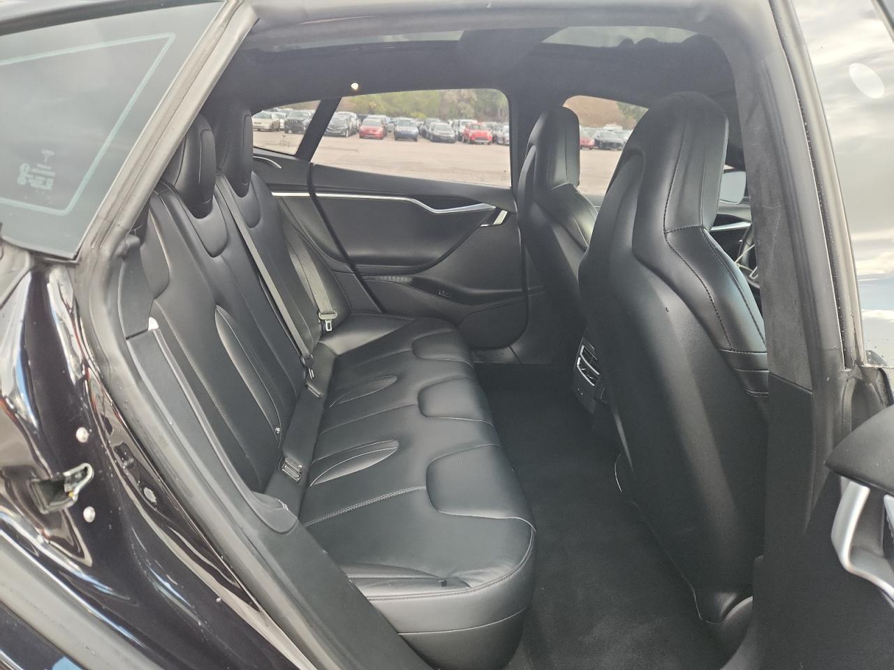 2016 Tesla Model S VIN: 5YJSA1E27GF168042 Lot: 81431925
