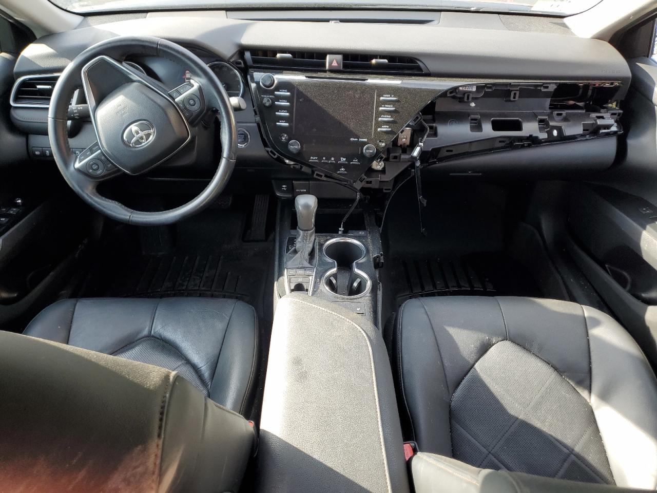 2019 Toyota Camry L VIN: 4T1B11HKXKU731902 Lot: 72083025
