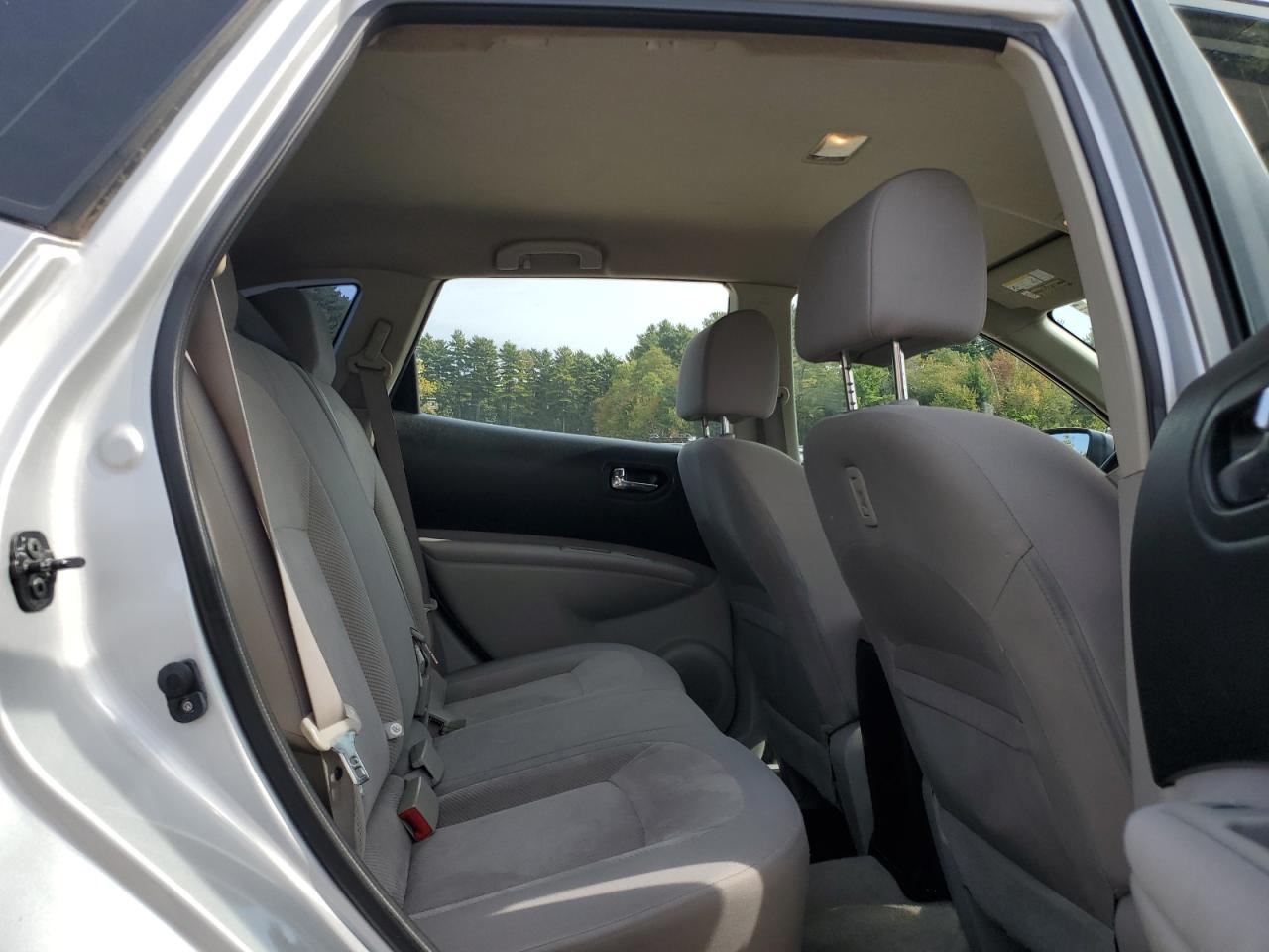 2014 Nissan Rogue Select S VIN: JN8AS5MV3EW709855 Lot: 84596855