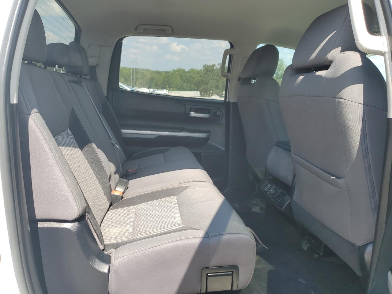 2016 Toyota Tundra Crewmax Sr5 VIN: 5TFEM5F16GX096676 Lot: 81595555