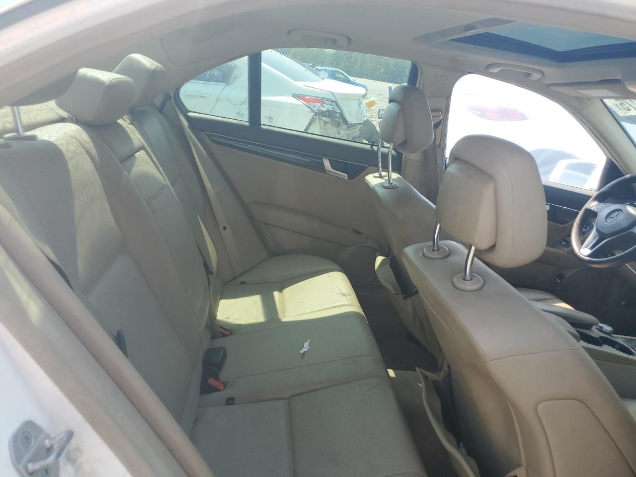 2014 Mercedes-Benz C 250 VIN: WDDGF4HB5EG234763 Lot: 80269275