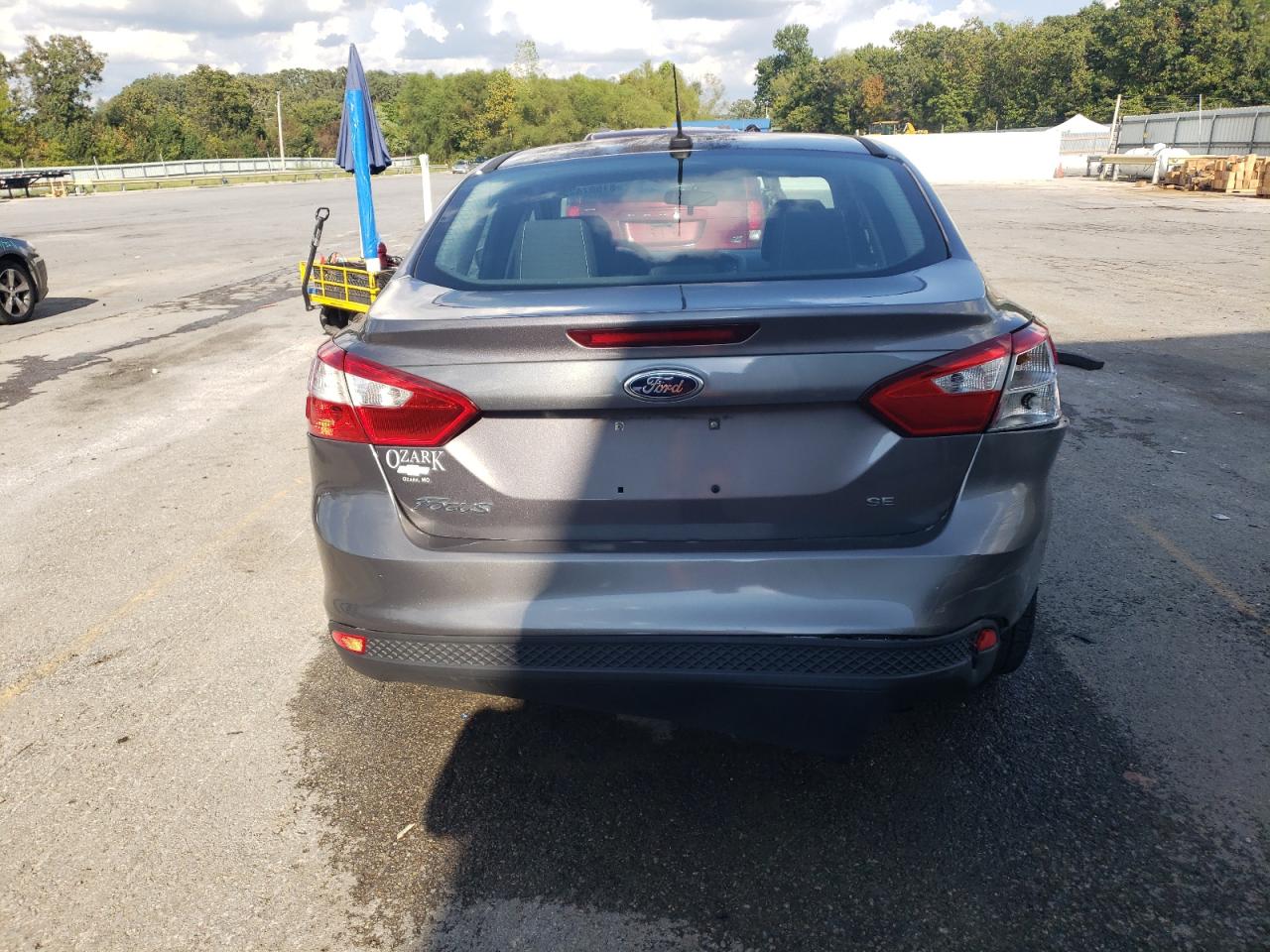 2014 Ford Focus Se VIN: 1FADP3F23EL319363 Lot: 81587425