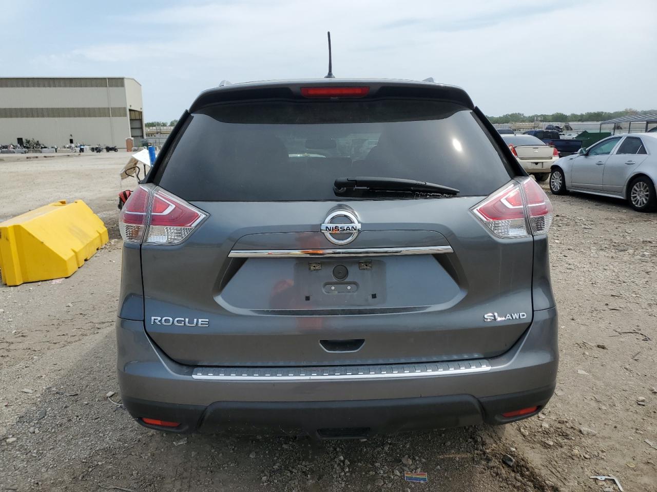 2016 Nissan Rogue S VIN: 5N1AT2MV0GC824999 Lot: 80304175