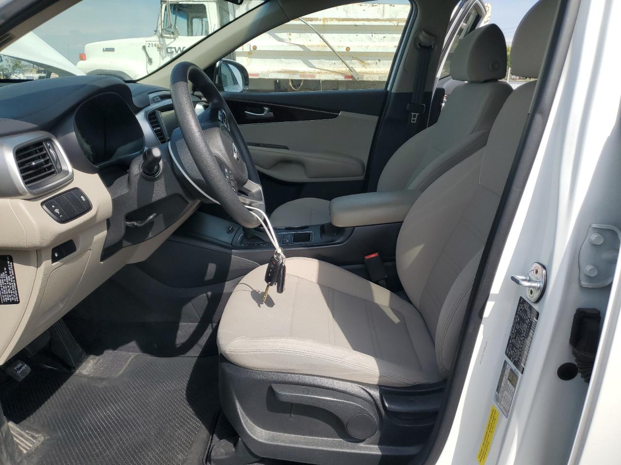 2018 Kia Sorento Lx VIN: 5XYPGDA31JG347584 Lot: 80408295