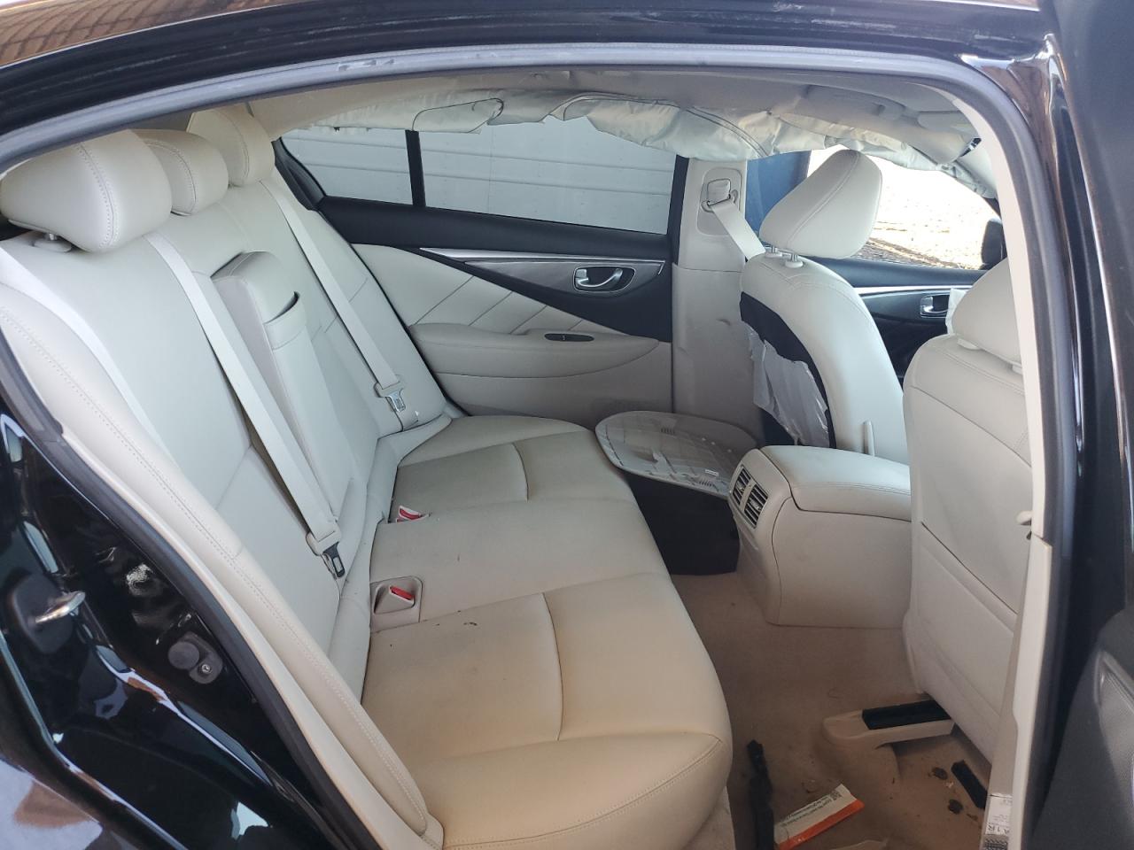 2015 Infiniti Q50 Base VIN: JN1BV7AP2FM342827 Lot: 84601475