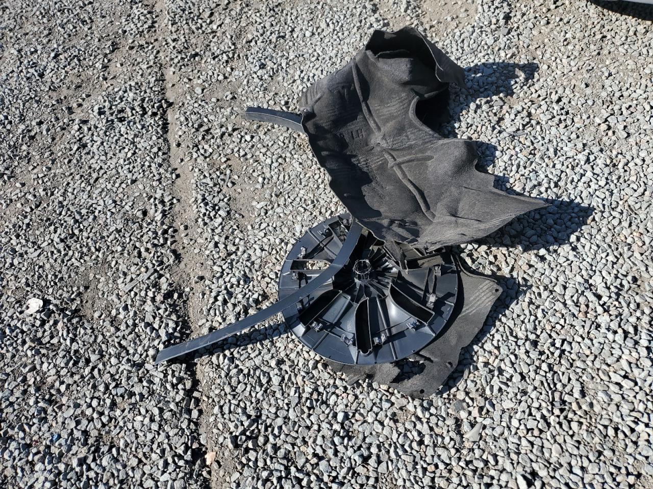 2021 Tesla Model Y VIN: 5YJYGAEE9MF232113 Lot: 84462585