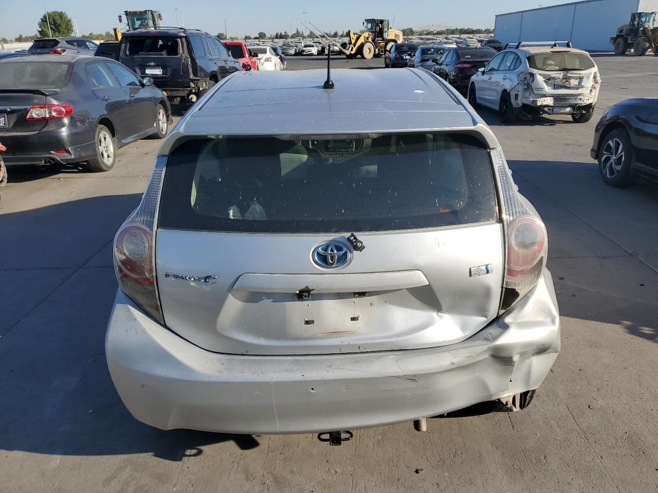 2012 Toyota Prius C VIN: JTDKDTB35C1022757 Lot: 81713895
