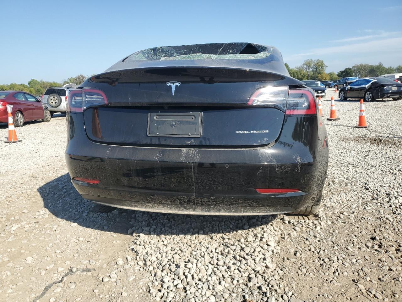 2022 Tesla Model 3 VIN: 5YJ3E1EB8NF165110 Lot: 81909555