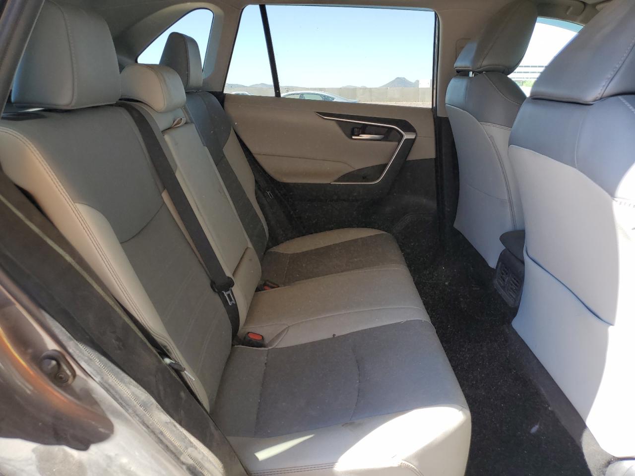 2021 Toyota Rav4 Xle Premium VIN: 2T3A1RFV5MC174433 Lot: 72037575